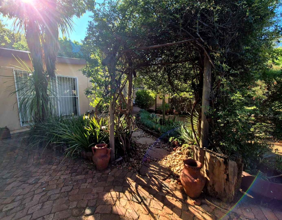 4 Bedroom Property for Sale in Langenhovenpark Free State